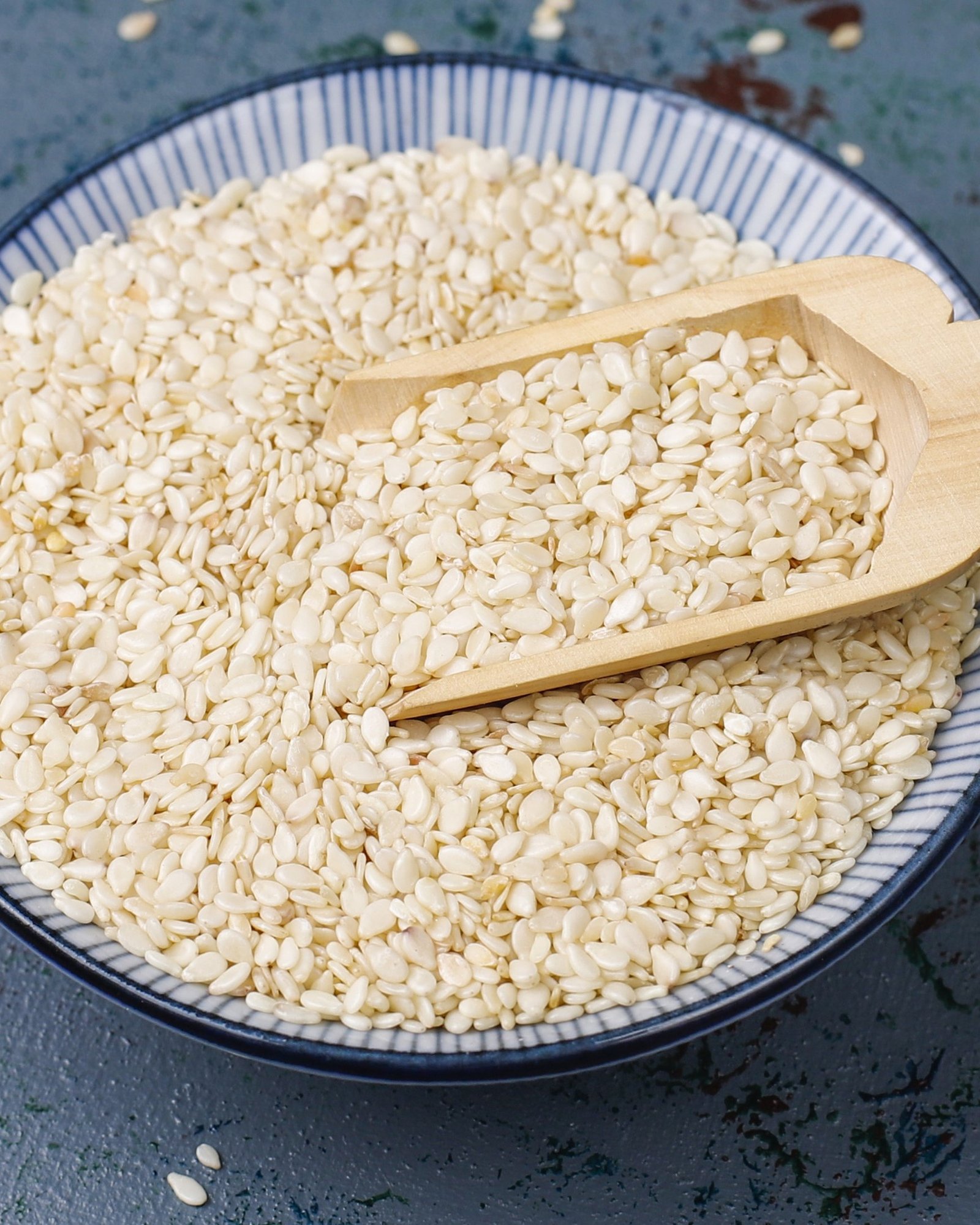 white sesame seeds 